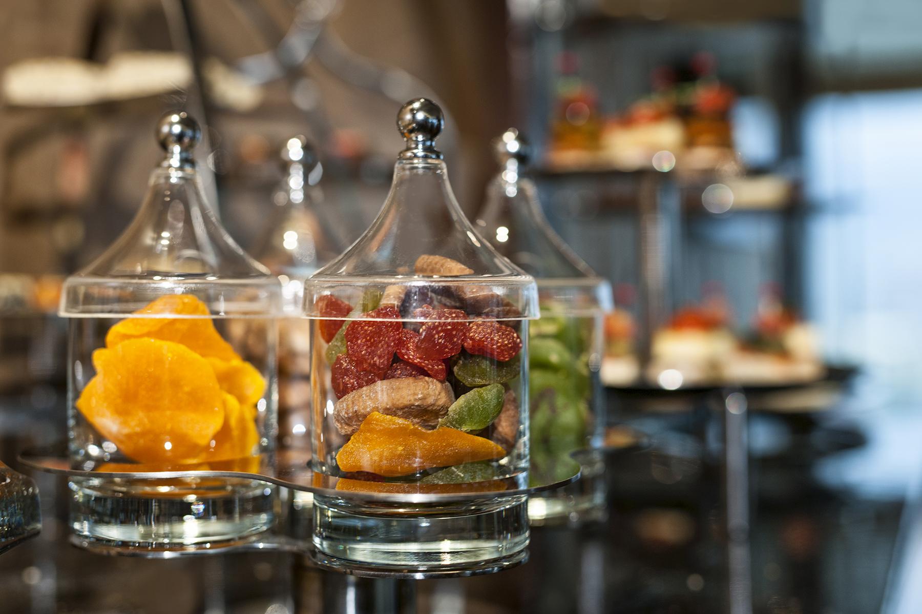 Elite World Grand Istanbul Basin Ekspres Hotel Exterior photo Fruit salad