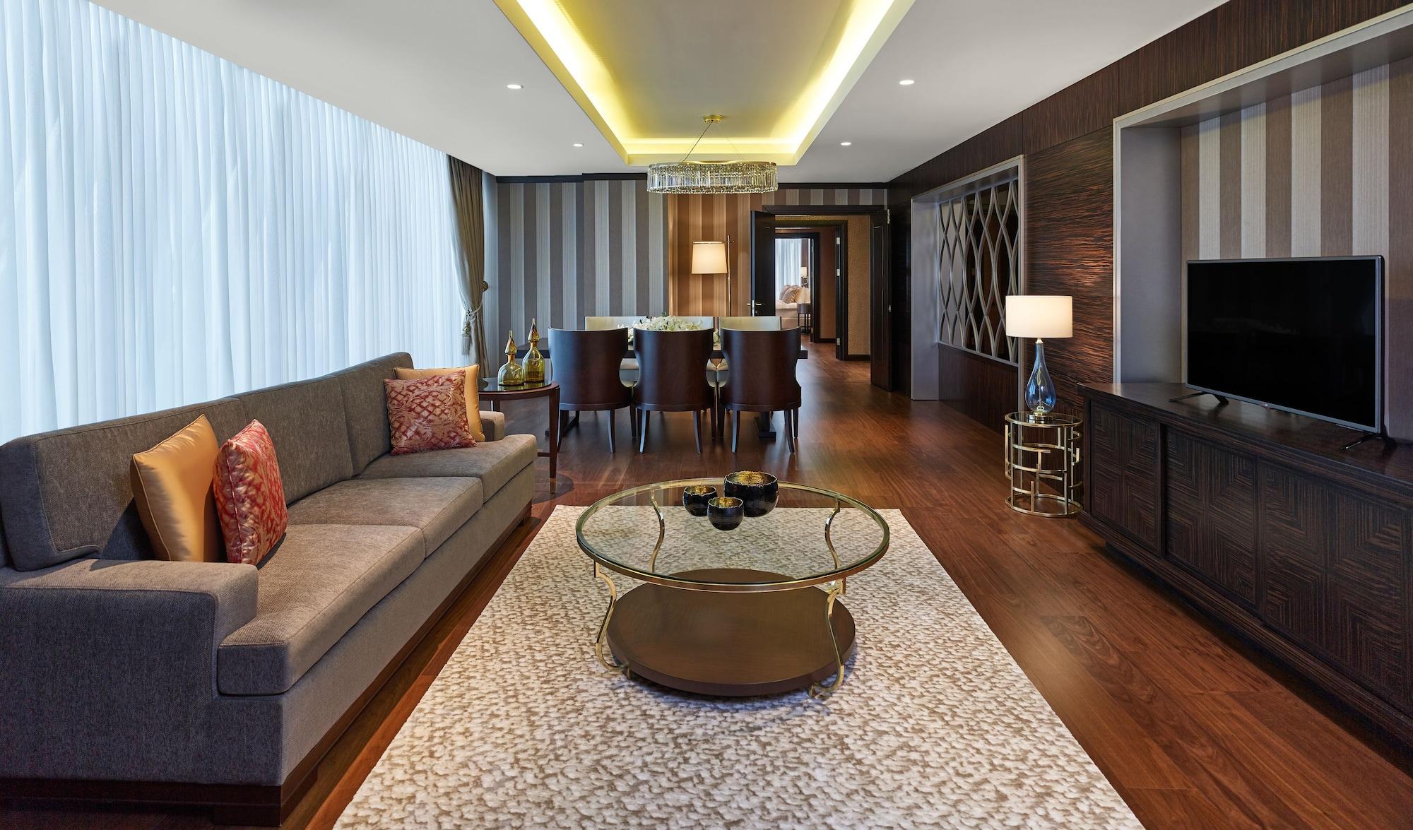 Elite World Grand Istanbul Basin Ekspres Hotel Exterior photo A suite at the hotel