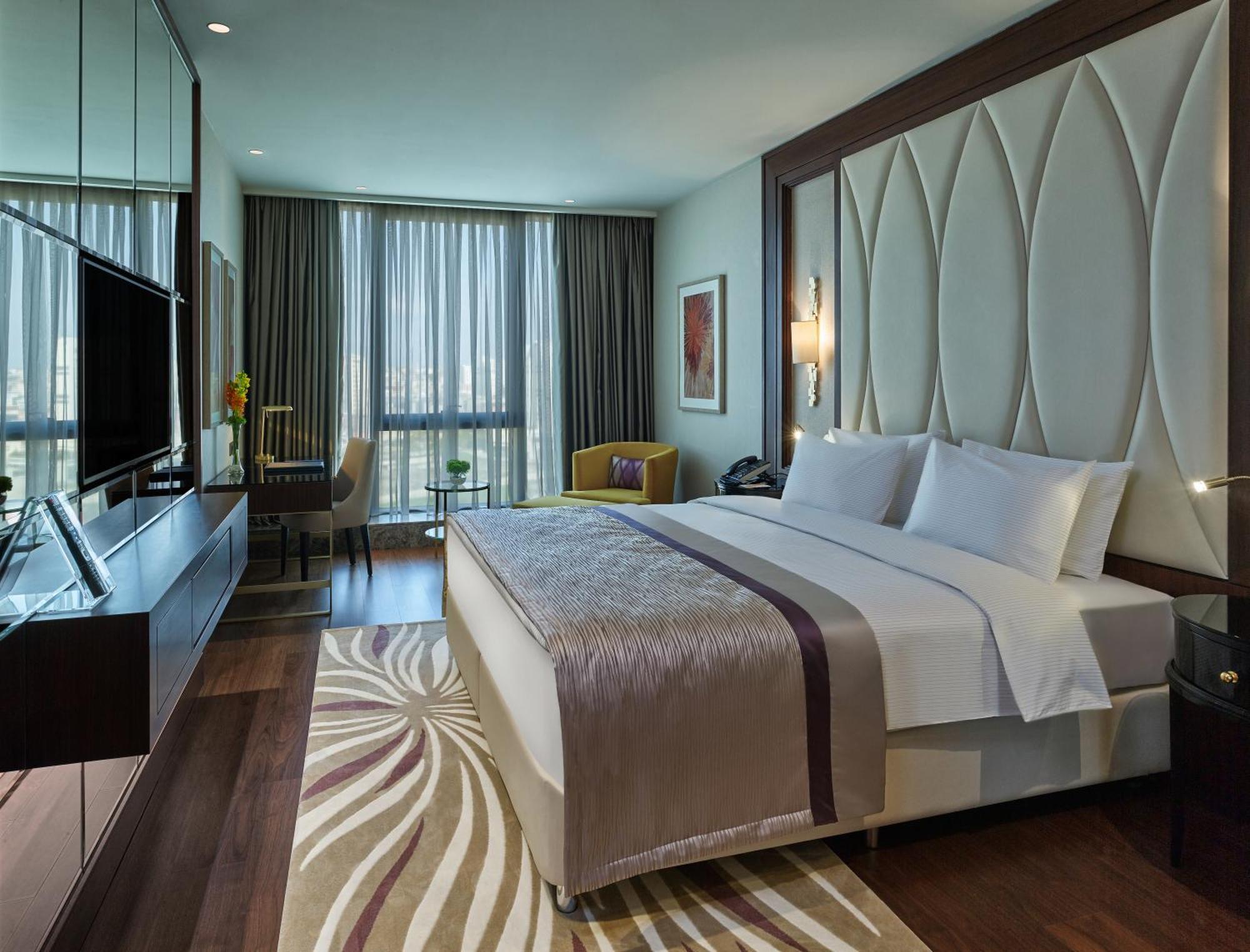 Elite World Grand Istanbul Basin Ekspres Hotel Exterior photo